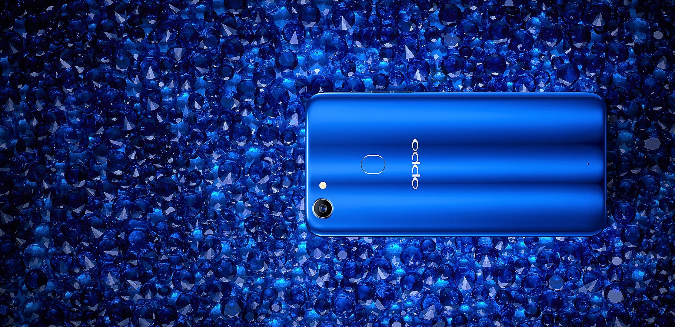 Oppo F5 Biru Limited Edition Habis Terjual Dalam 2 Menit