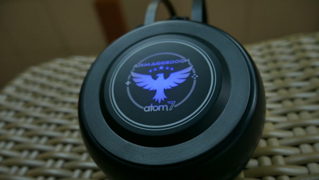 Headset Gaming Armaggeddon Atom 7 dilihat dari samping 